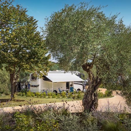 Maistra Camping Koversada Uncovered Naturist Pitches Врсар Экстерьер фото