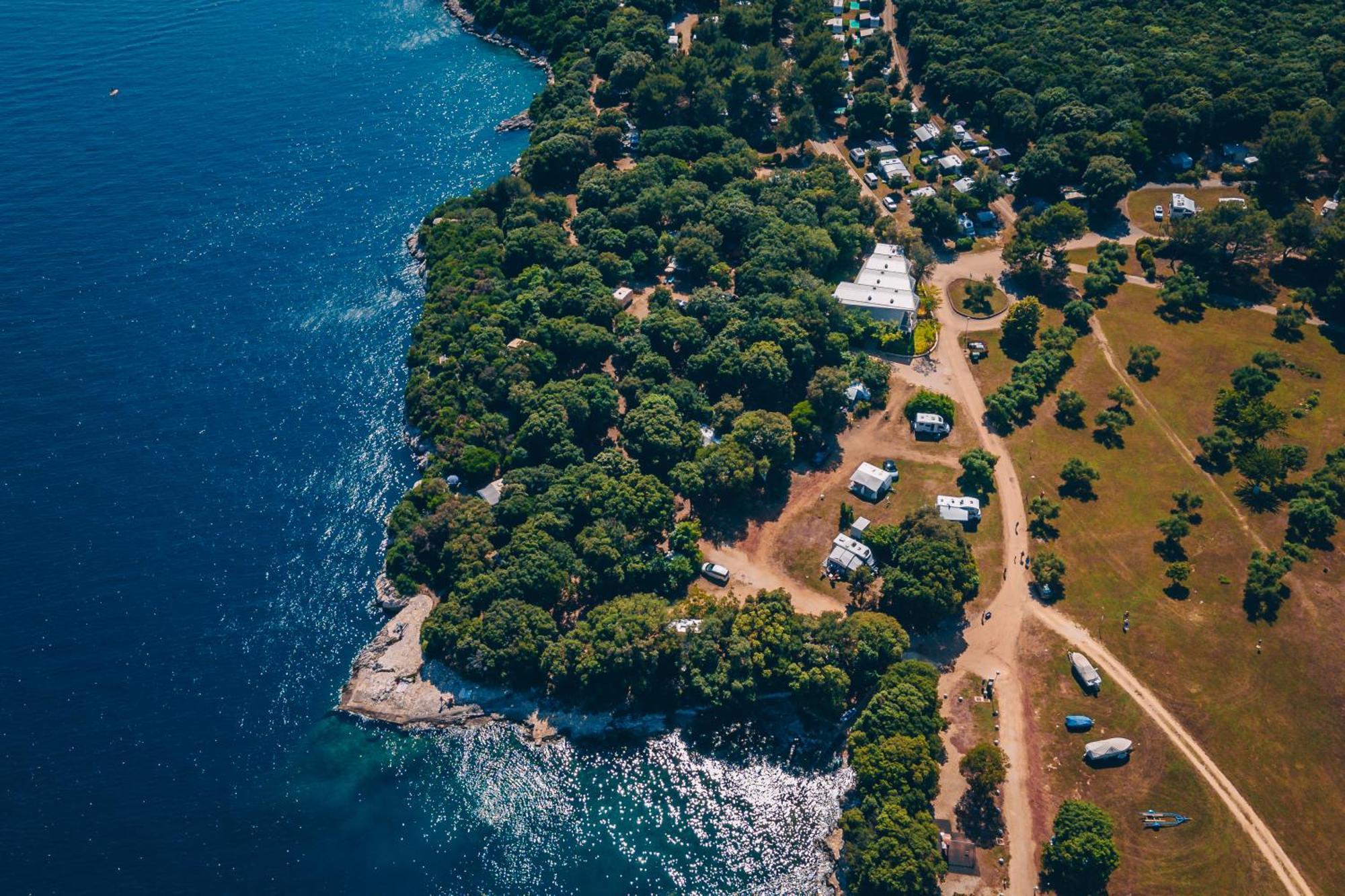 Maistra Camping Koversada Uncovered Naturist Pitches Врсар Экстерьер фото