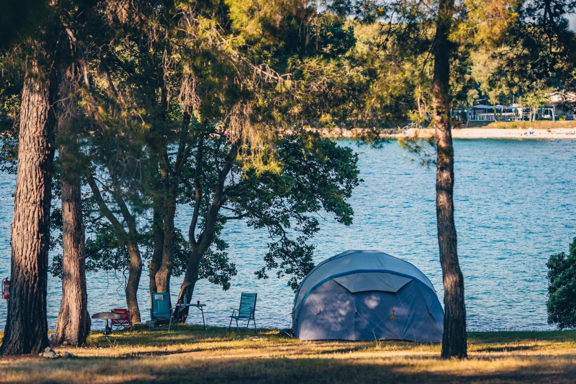 Maistra Camping Koversada Uncovered Naturist Pitches Врсар Экстерьер фото
