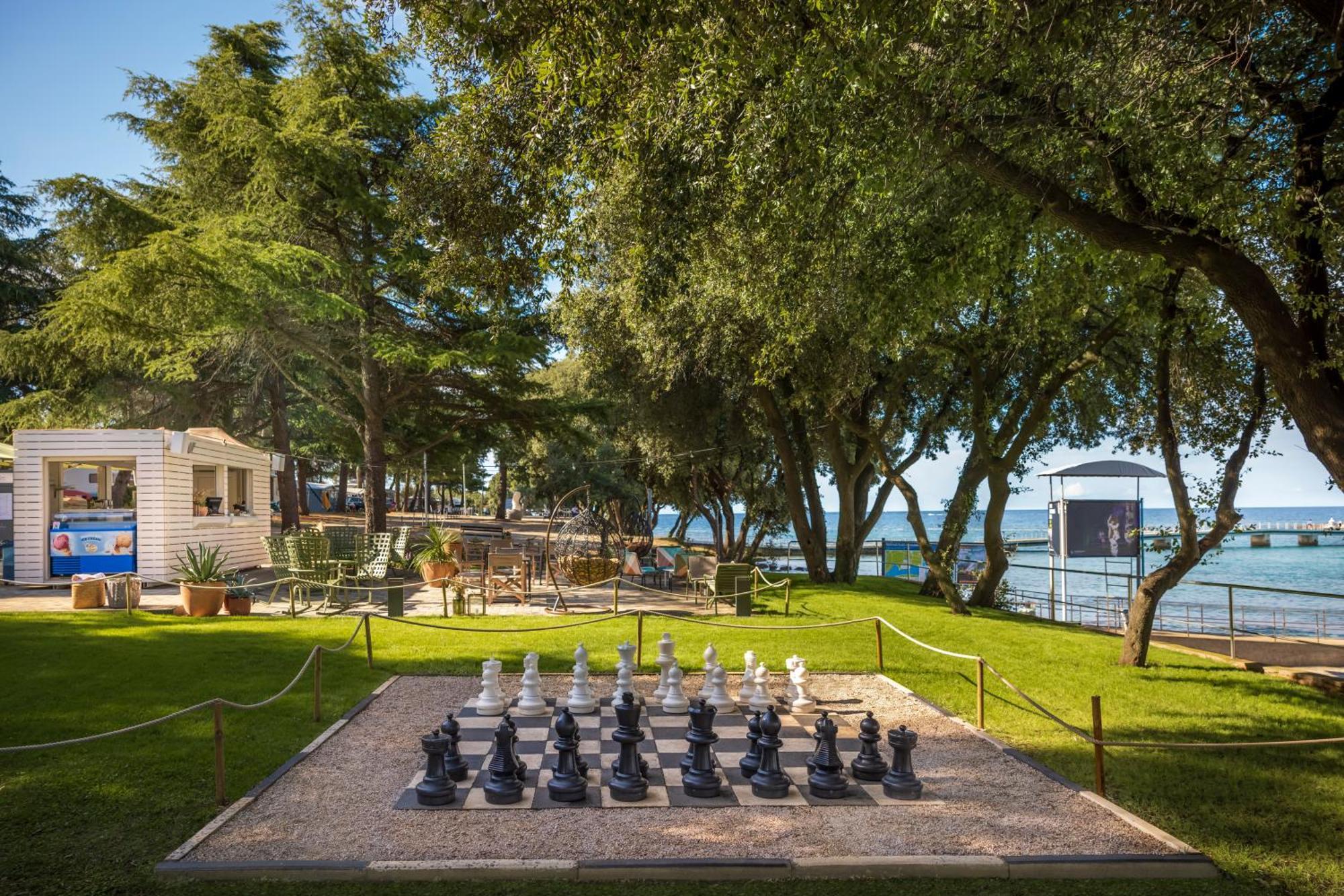 Maistra Camping Koversada Uncovered Naturist Pitches Врсар Экстерьер фото