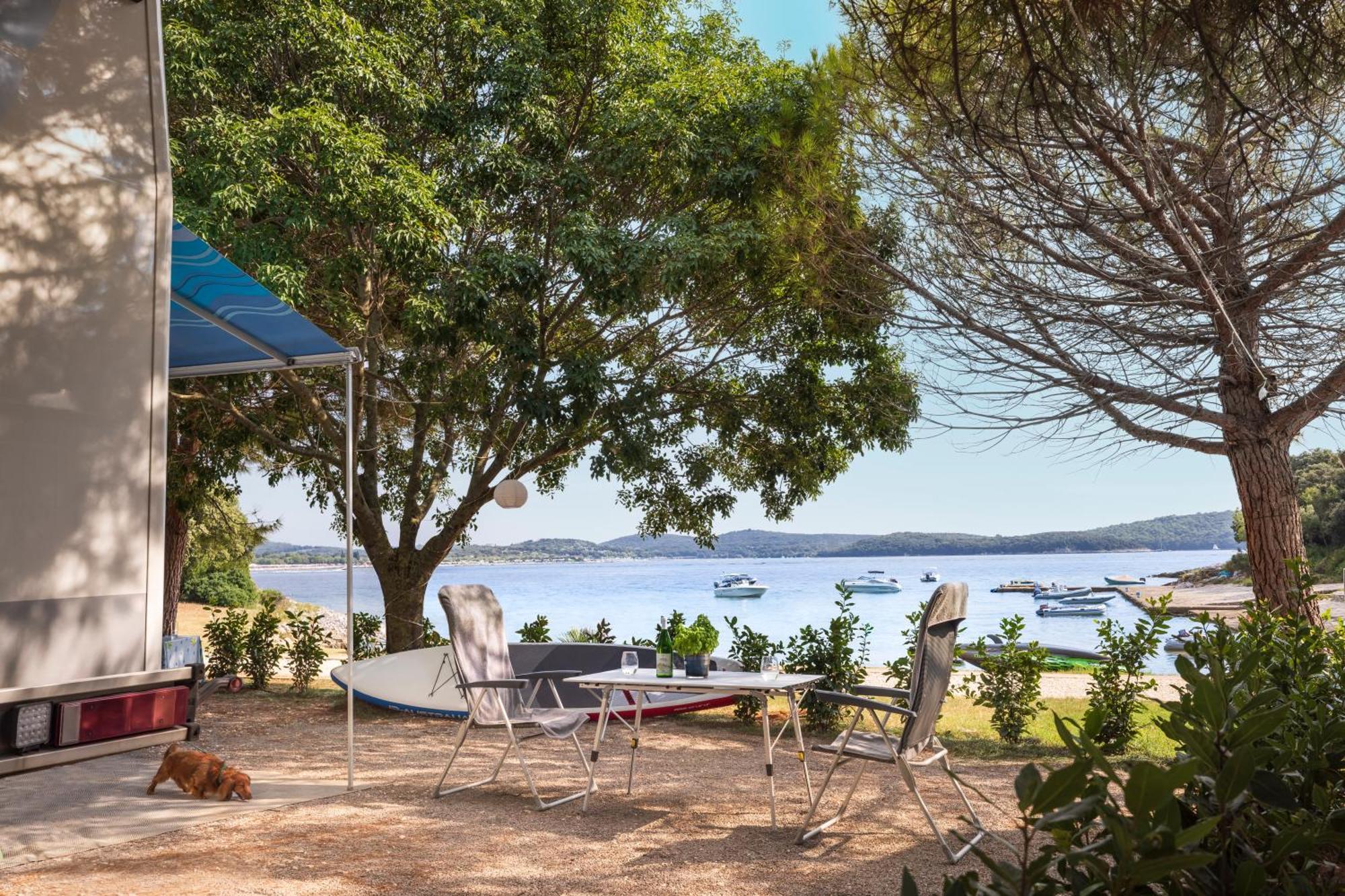 Maistra Camping Koversada Uncovered Naturist Pitches Врсар Экстерьер фото